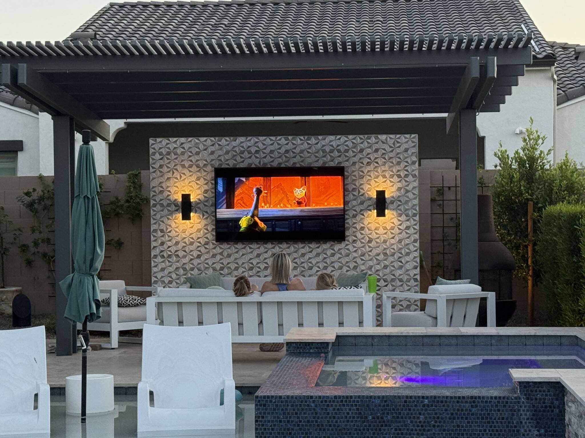 A2z Outdoor Lighting And Entertainment Install